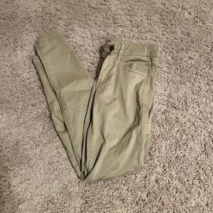 American Eagle Khaki Jegging